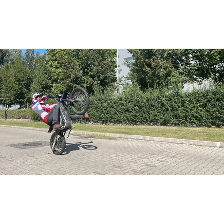 Talaria X3 wheelie with WHEELIEMATE